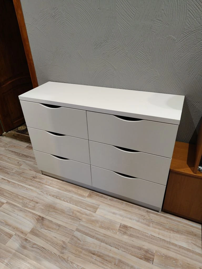 Комод для хранения одежды и белья